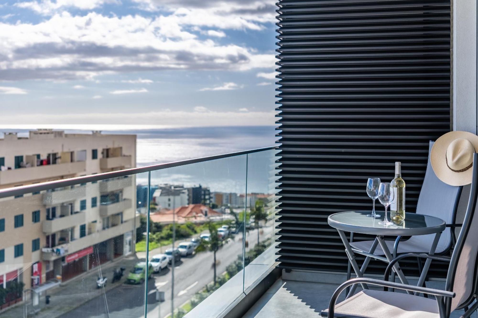 Апартаменты Fenix Ocean View By Madeira Sun Travel Фуншал Экстерьер фото